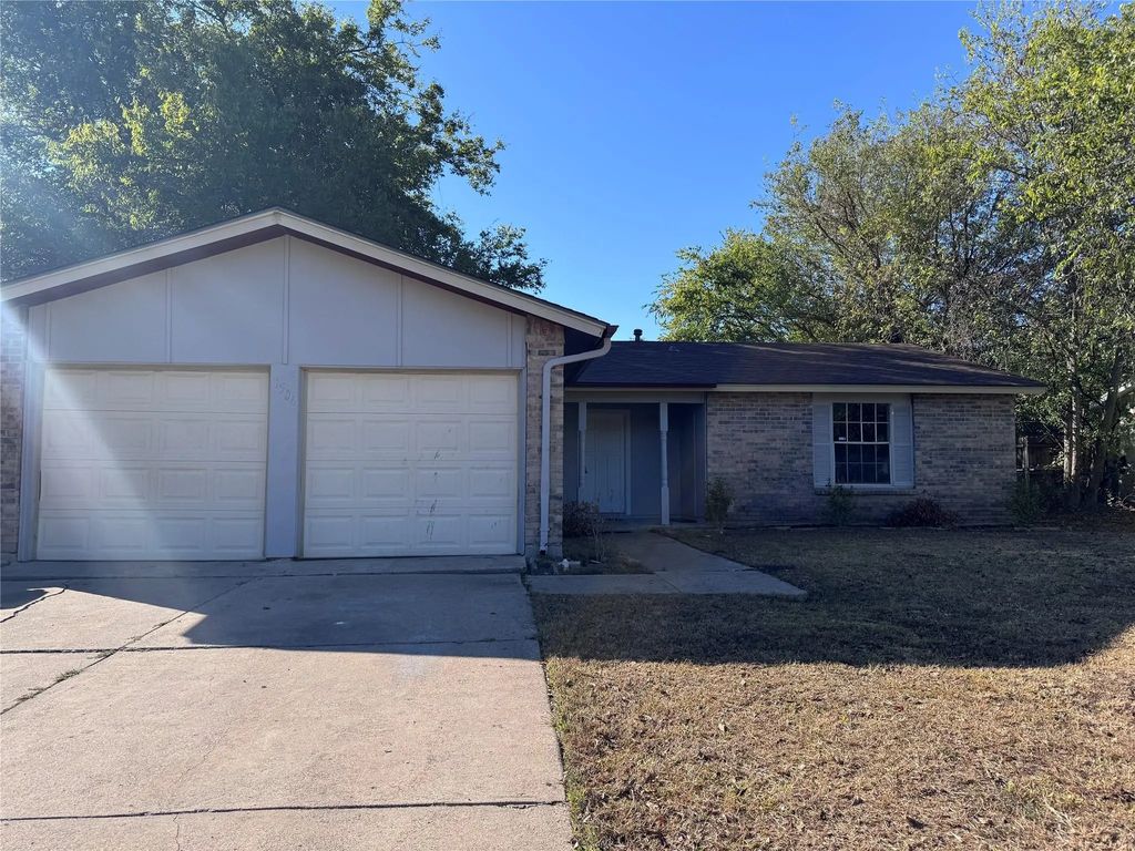 1506 Clearbrook Street, Lancaster