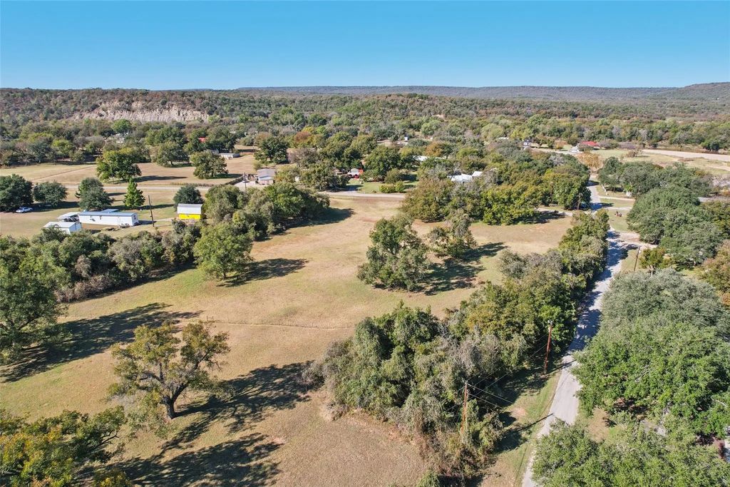 1200 Riverview Road, Millsap