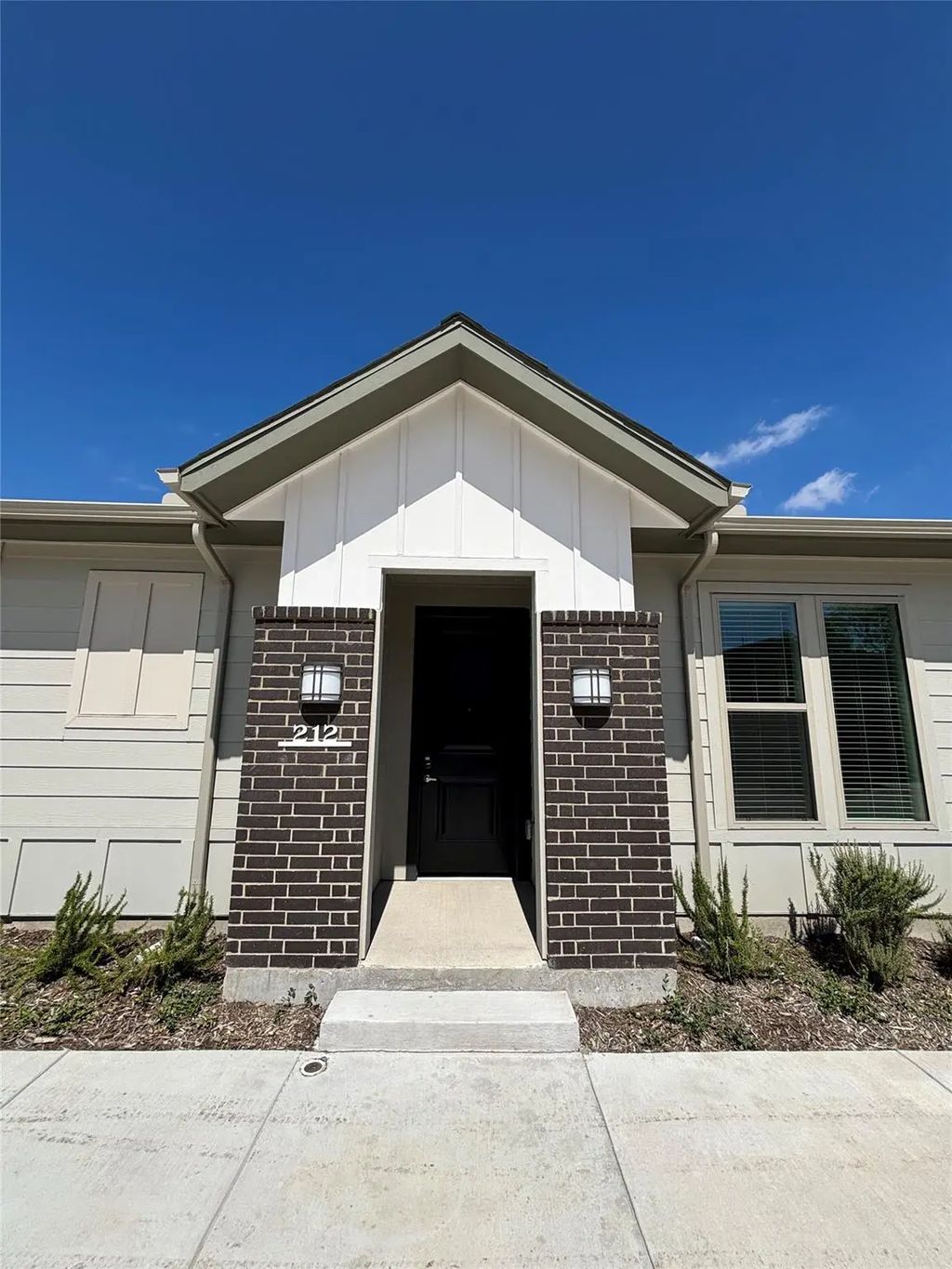 300 Lucas Lane 118, Melissa