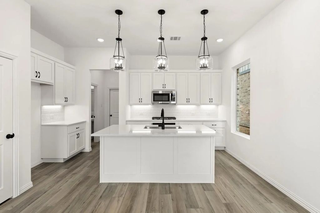 709 Kerrville Lane, Plano