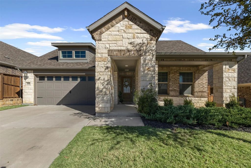 10508 Brookshire Road, Fort Worth