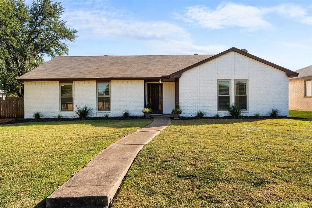 608 Shenandoah Street, Mesquite