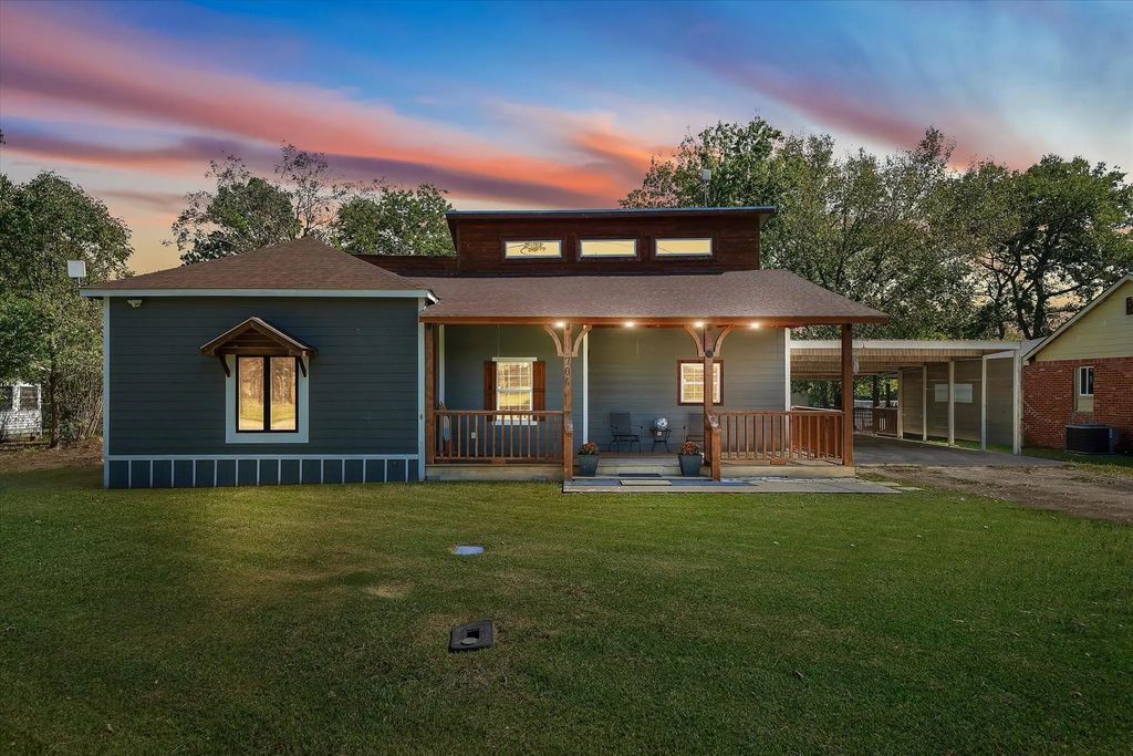 704 N Florence, Grand Saline