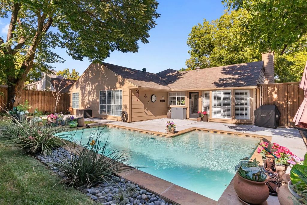4336 Kenwood Drive, Grapevine