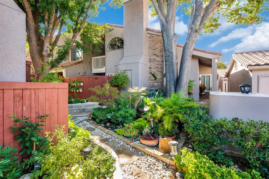 4242 N Capistrano Drive 203, Dallas