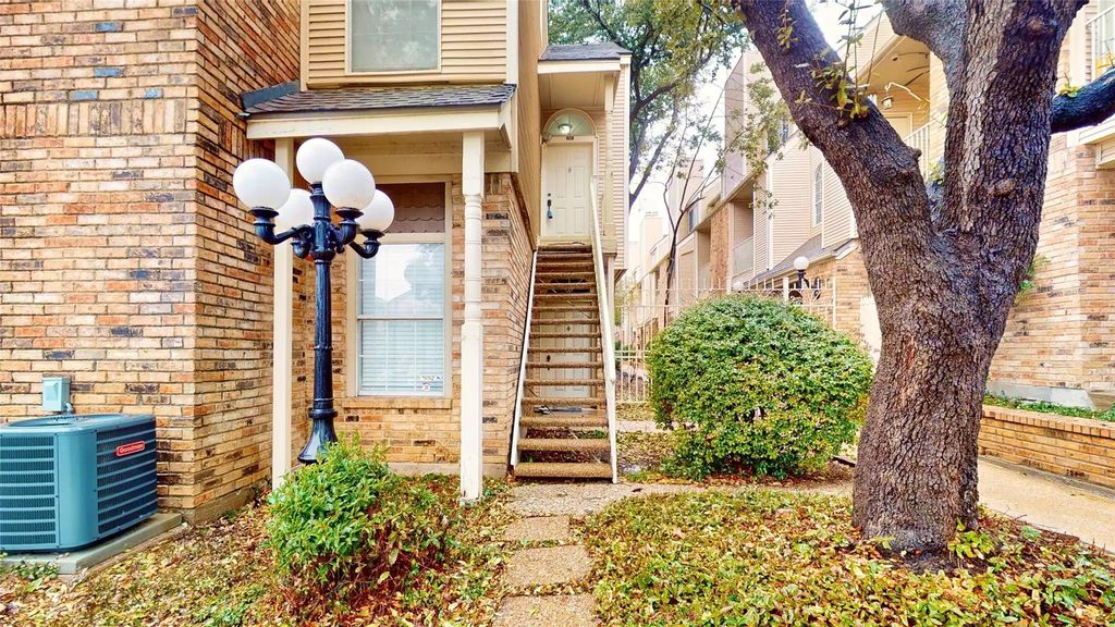 5325 Bent Tree Forest Drive 2228, Dallas