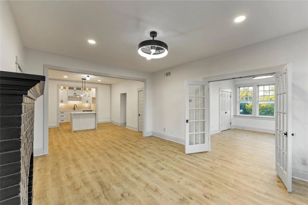 4845 Swiss Avenue 301, Dallas