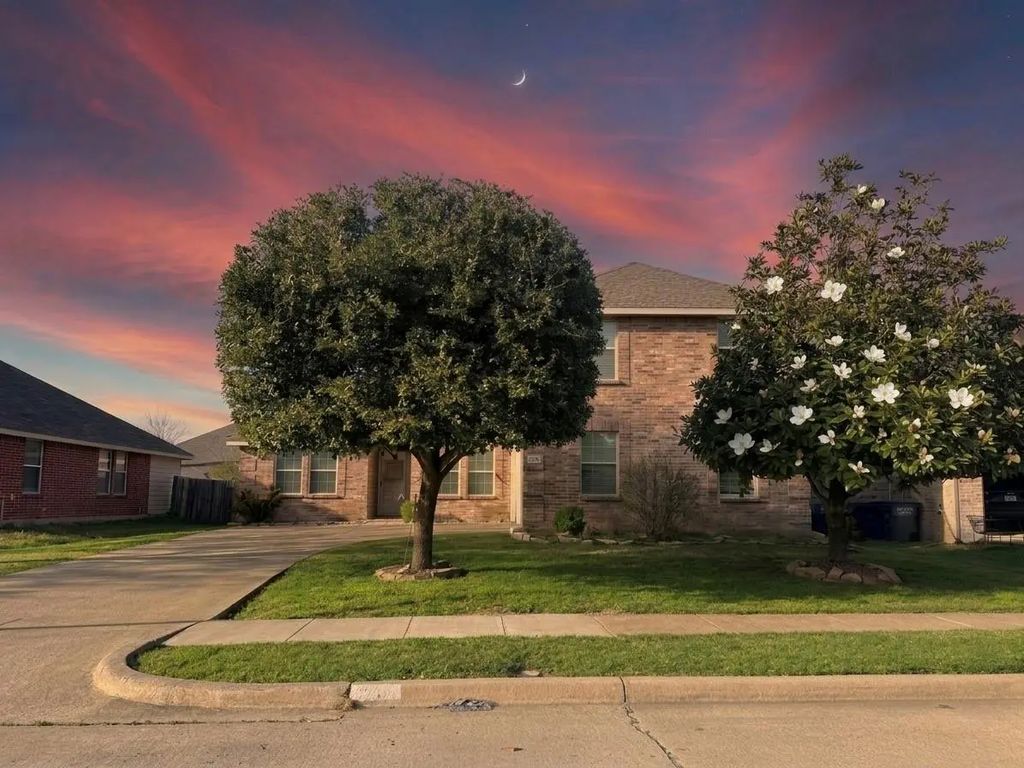 918 Marble Creek Drive, Wylie