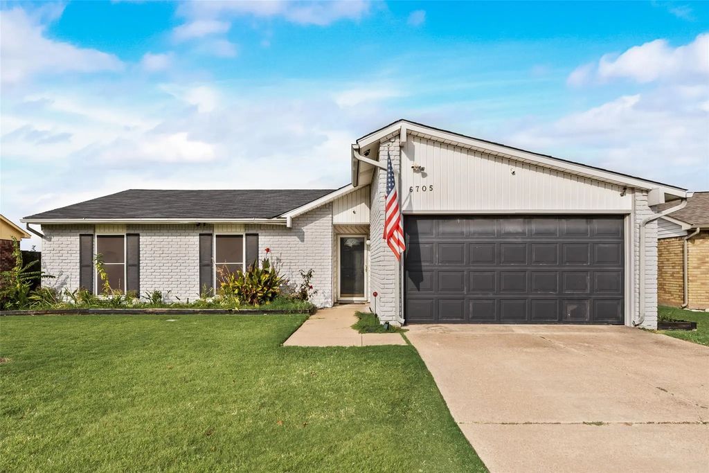 6705 Matson Drive, The Colony