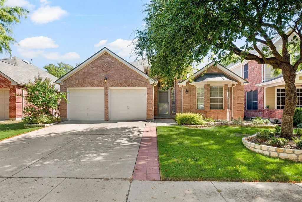 9132 Farmer Drive, Fort Worth