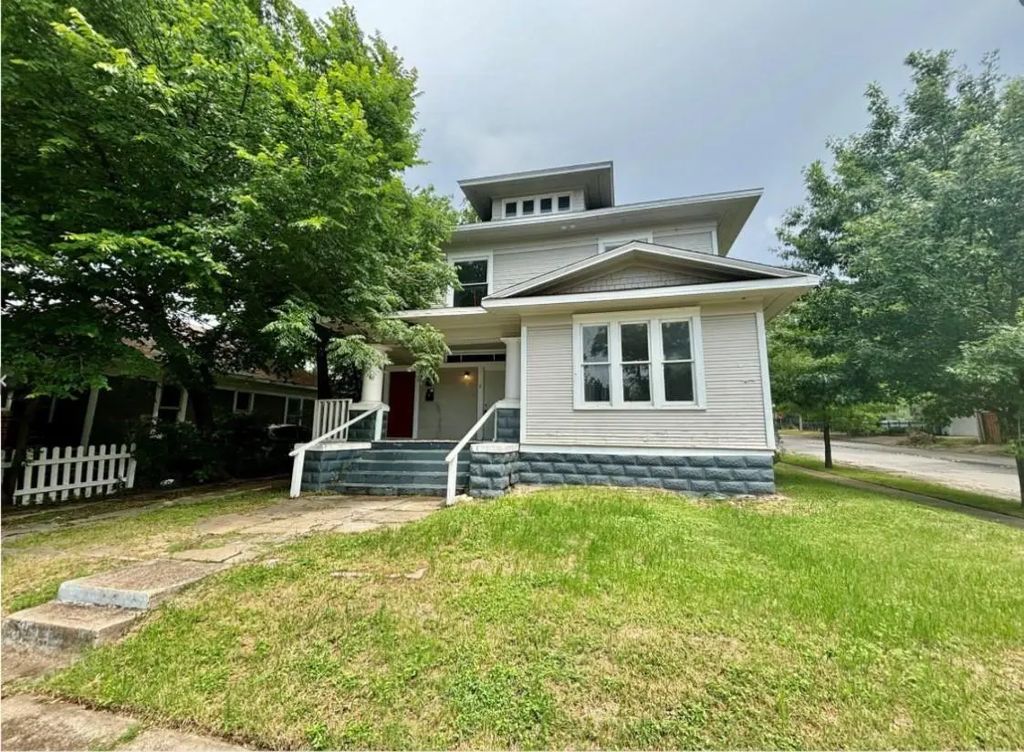 1627 Alston Avenue 3, Fort Worth