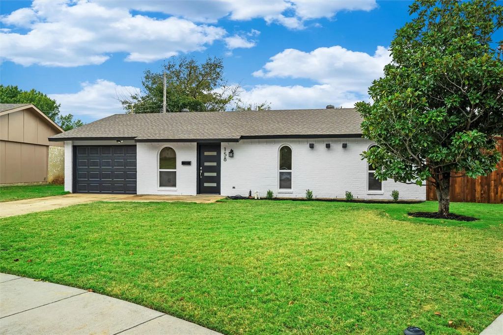 158 Pinewood Place, Lewisville