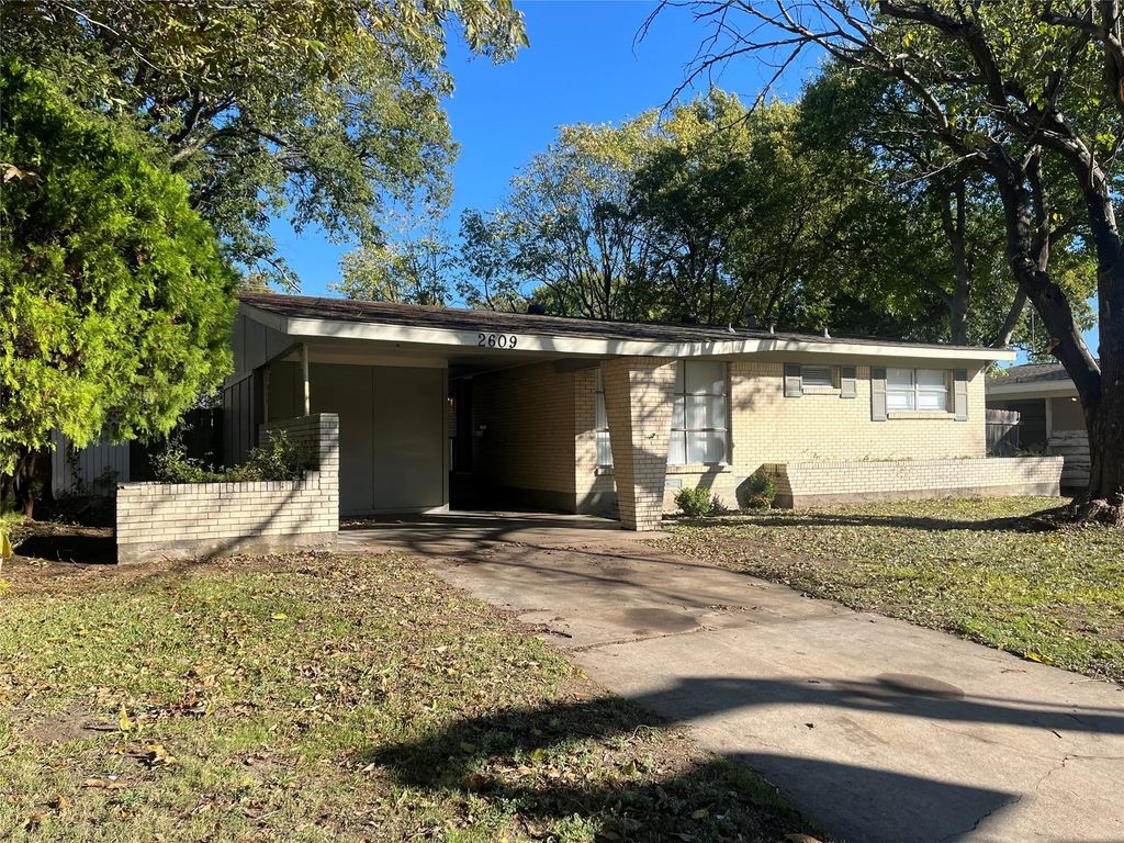 2609 Costa Mesa Drive, Dallas