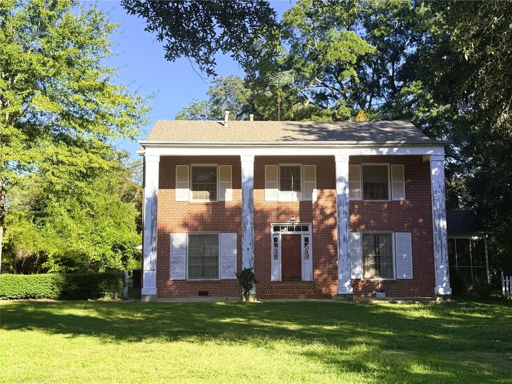 928 Mcdonald Street, Haynesville