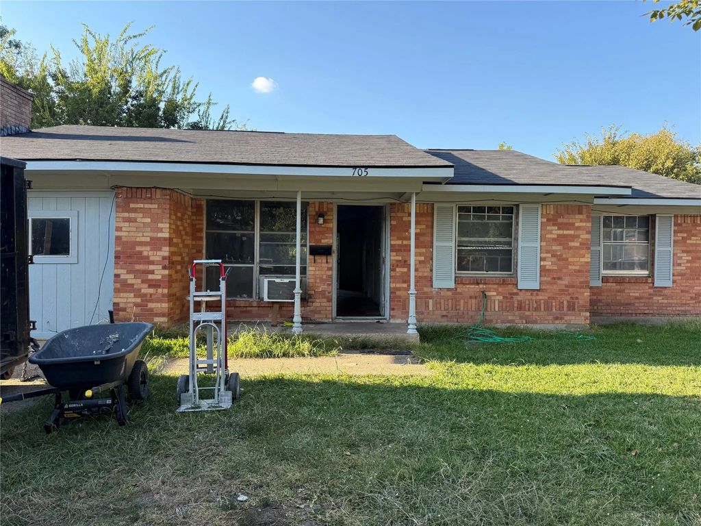 705 Donald Drive, Garland