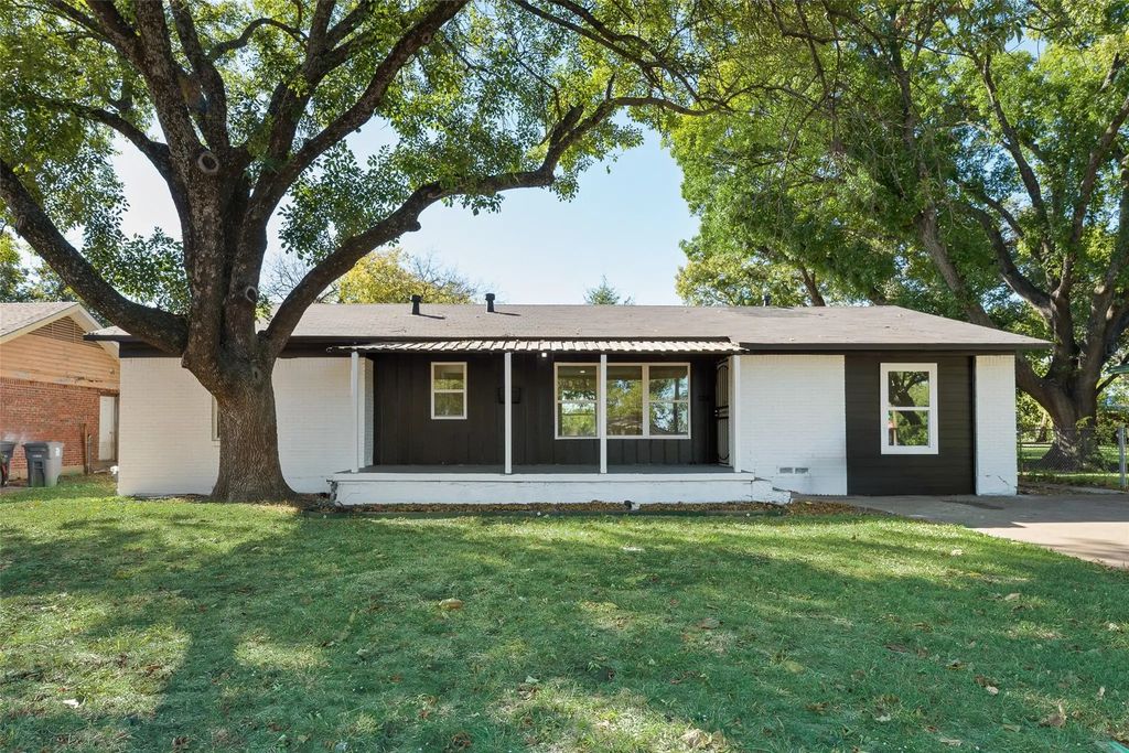 2663 Crest Avenue, Dallas