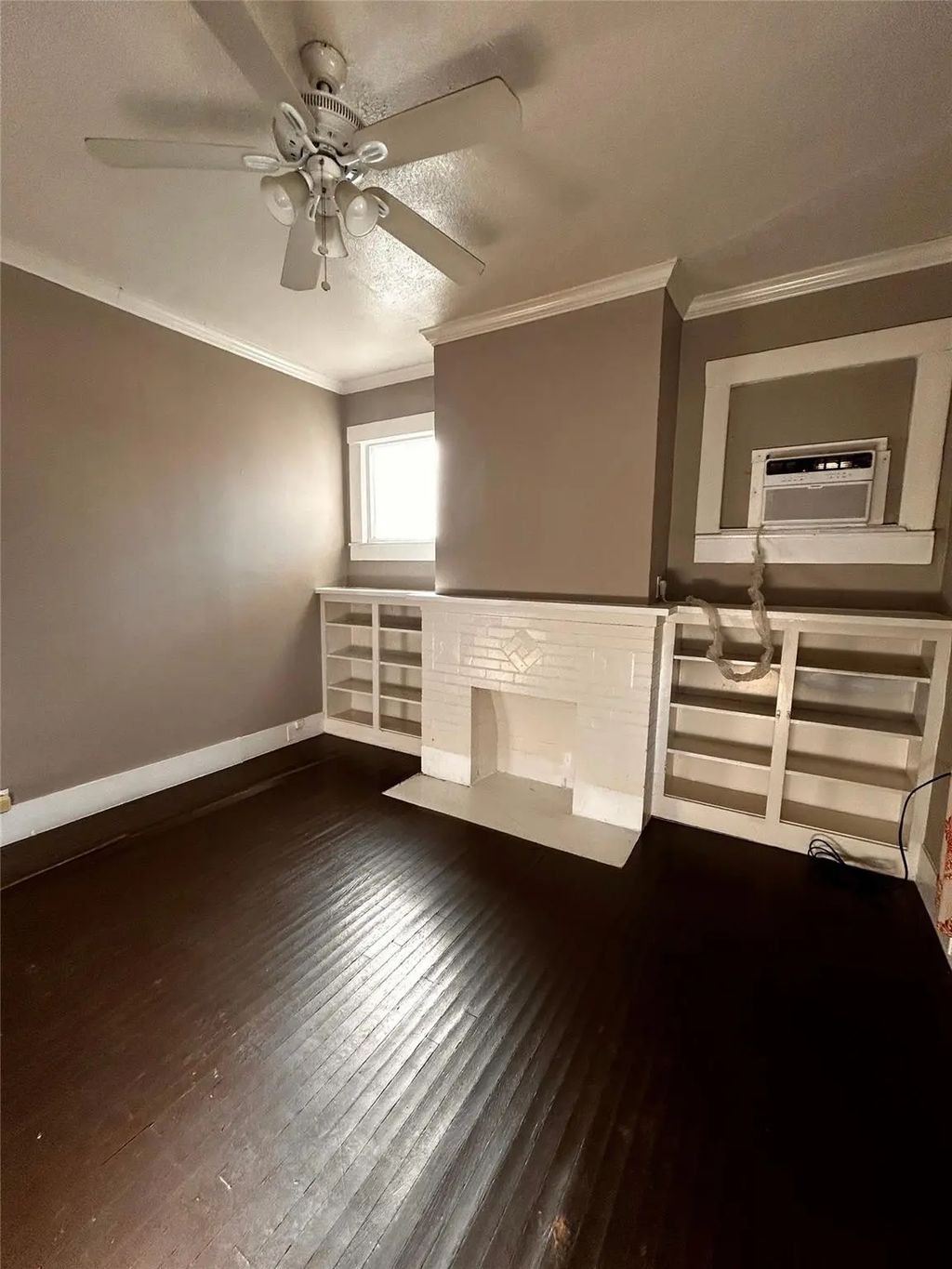 804 Sunset Avenue F, Dallas
