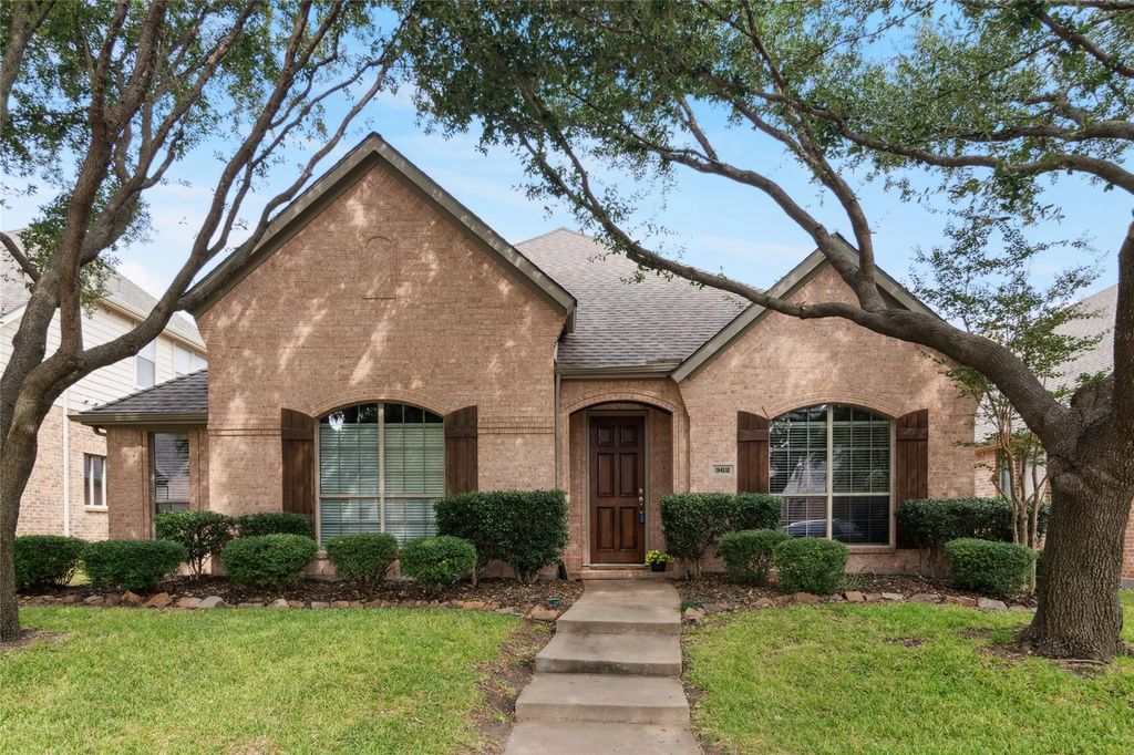962 Cougar Drive, Allen