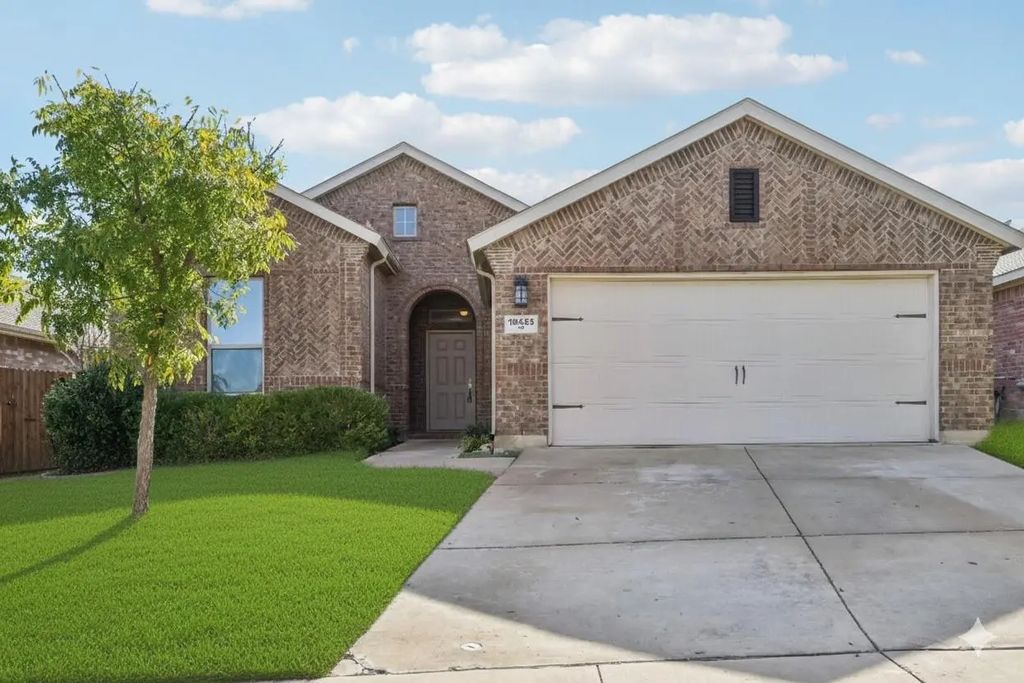 10433 Unity Drive, Fort Worth