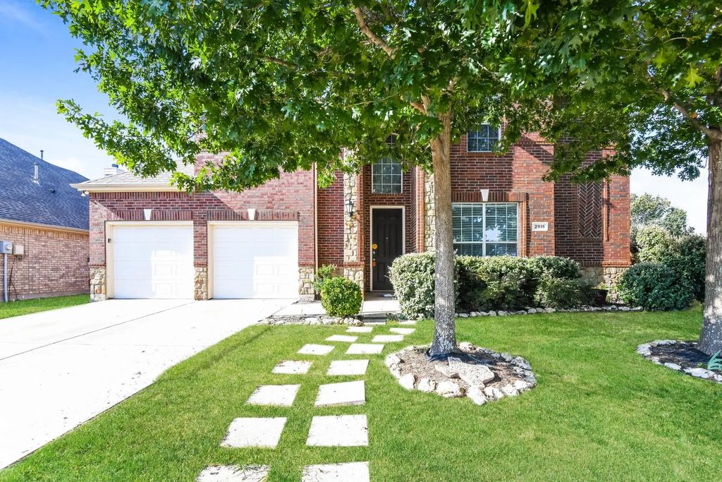 2916 Softwood Circle, Fort Worth