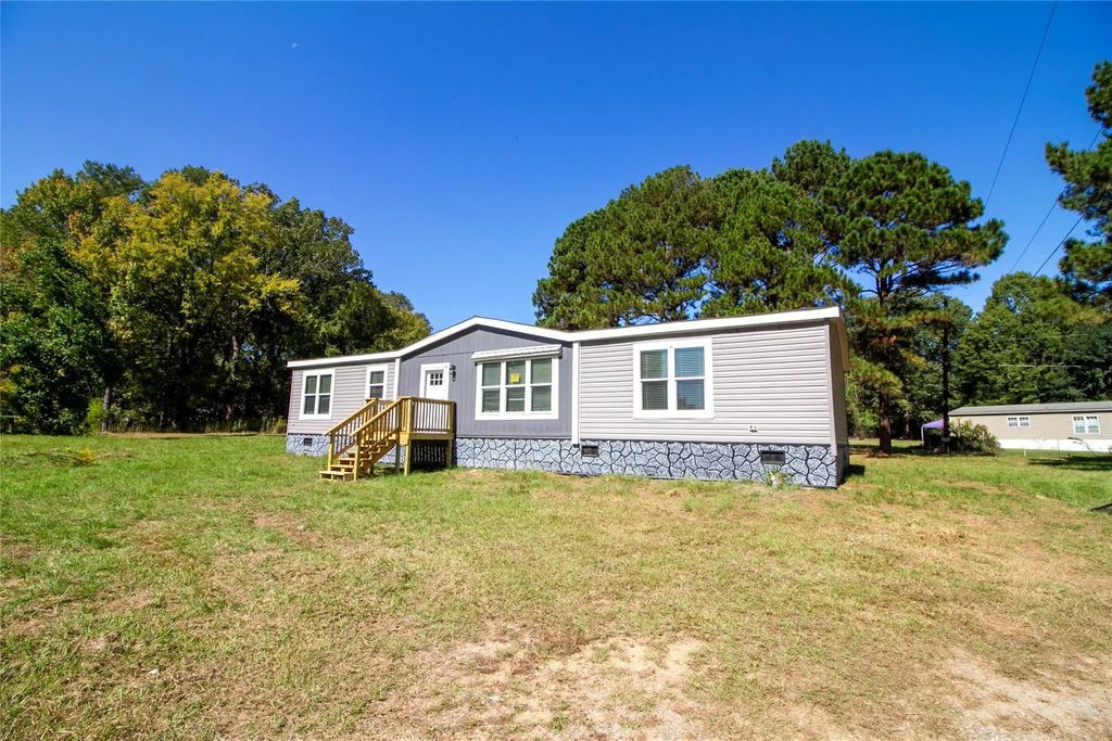 146 Kim Circle, Stonewall