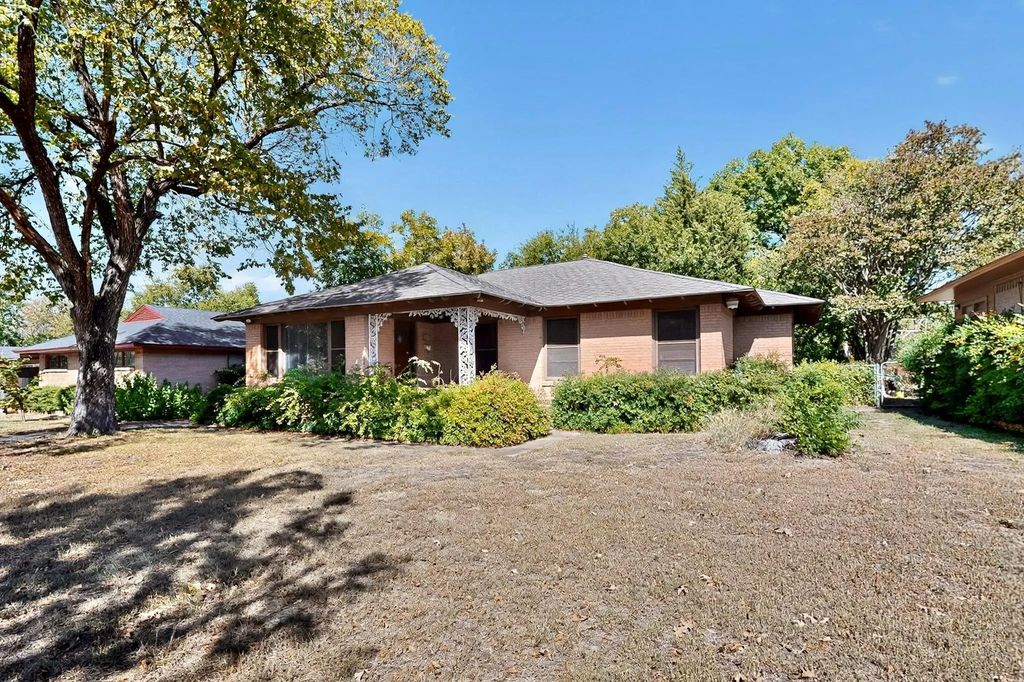 7341 Ravehill Lane, Dallas