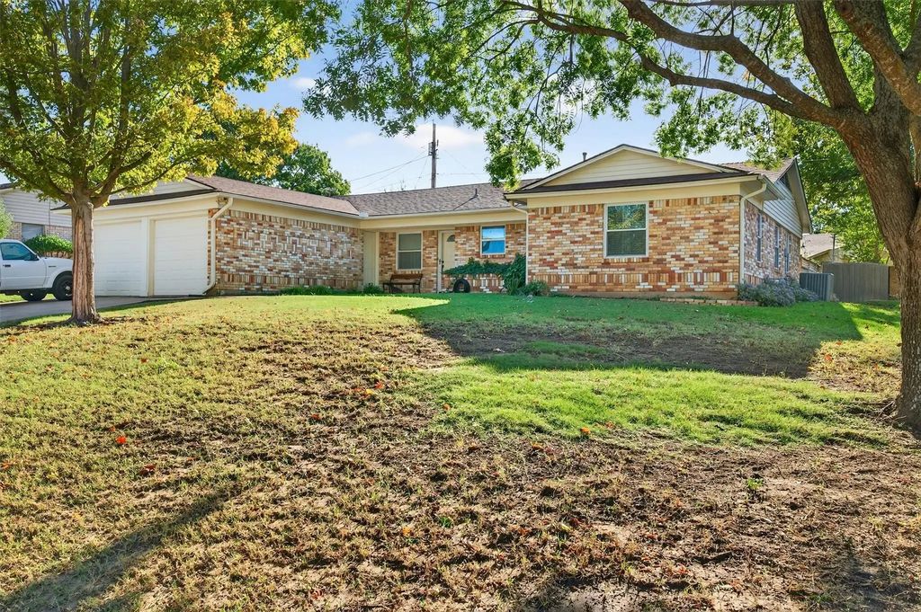 2901 Yorkshire Drive, Sherman