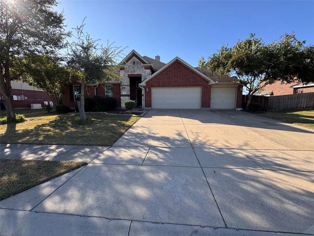 3011 Clear Springs Drive, Forney