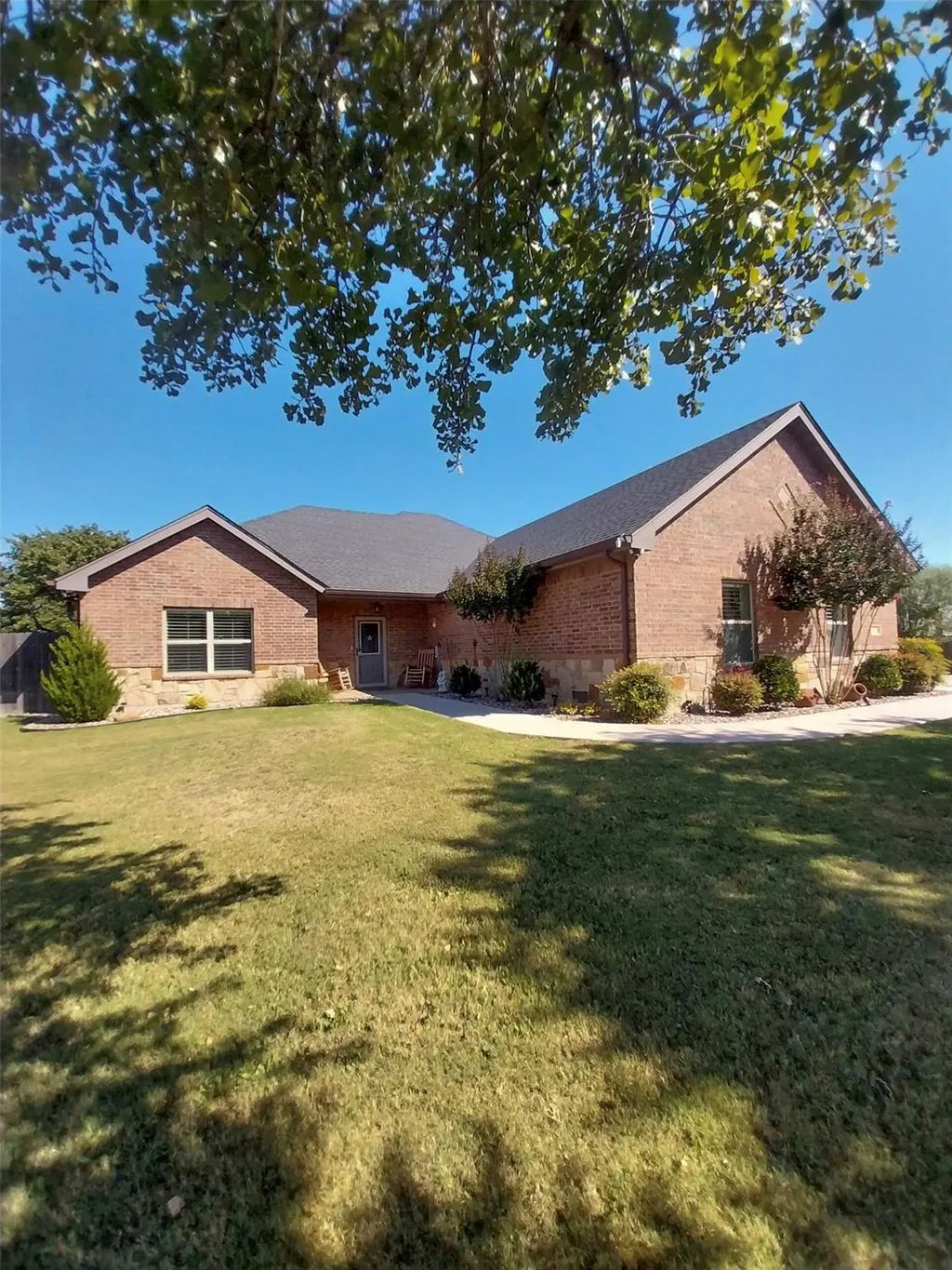 153 Country Oaks Road, Clyde