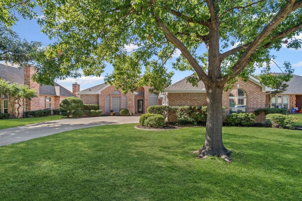 3719 Canon Gate Circle, Carrollton