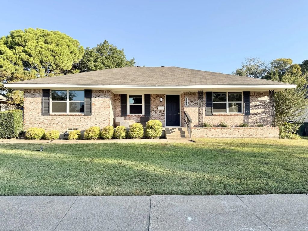 1813 Bardfield Avenue, Garland