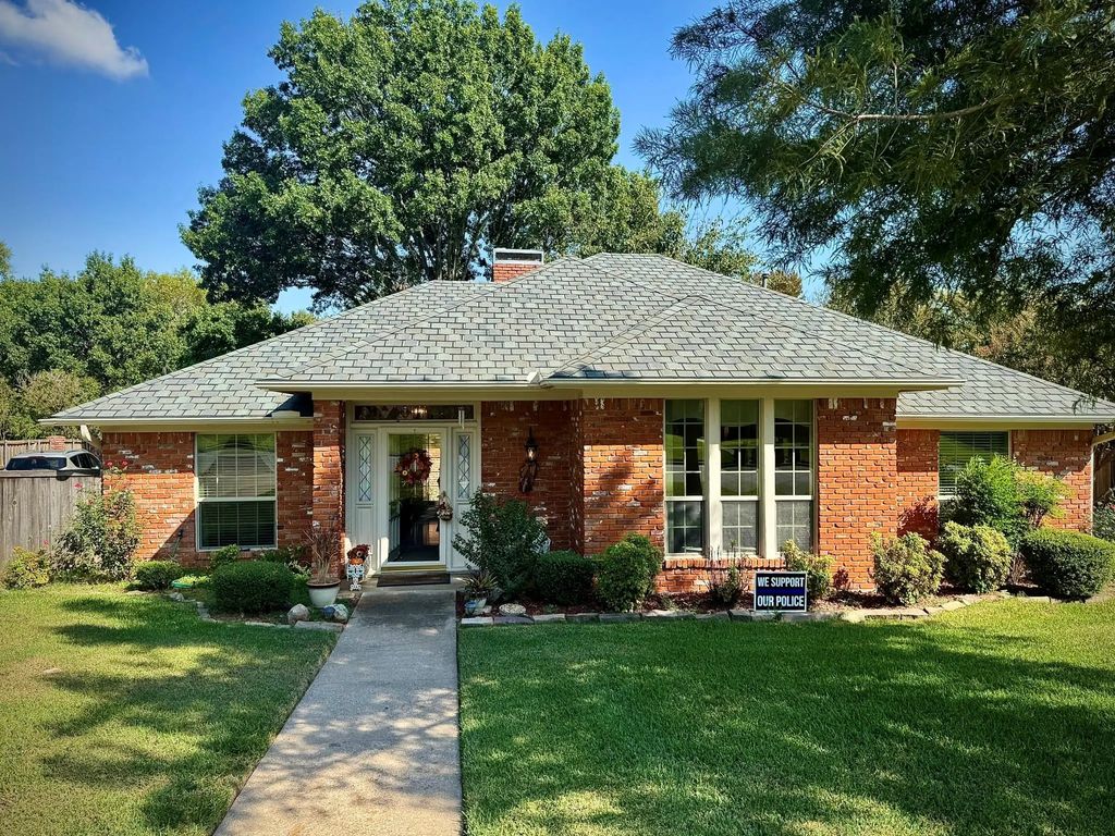 3217 Redbud Trail, Sherman