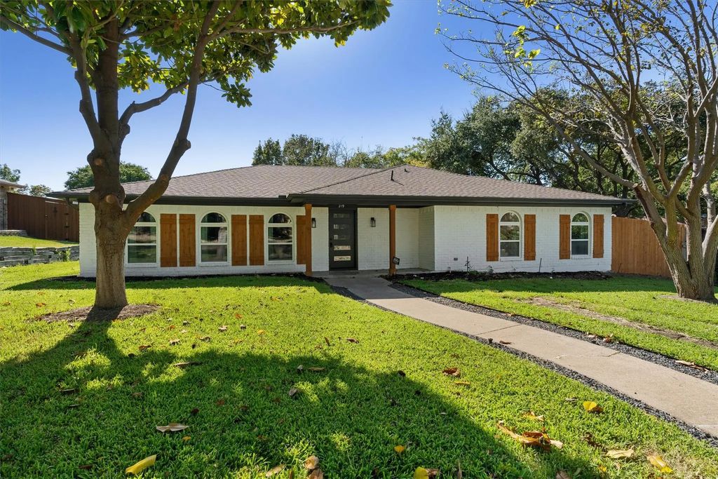 219 Lakeview Drive, Rockwall