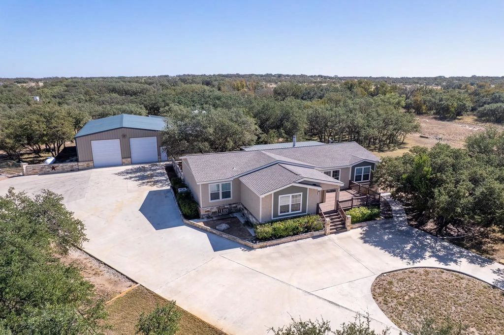 5280 Fm 2632 N, Brownwood