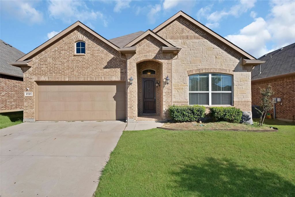 2121 Corsair Lane, Denton