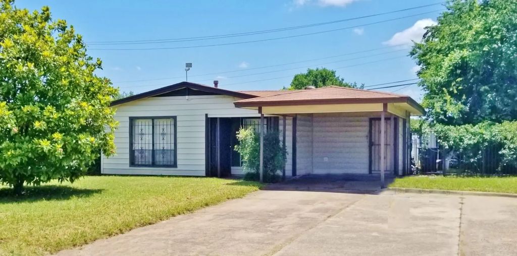 8224 Campanella Drive, Dallas