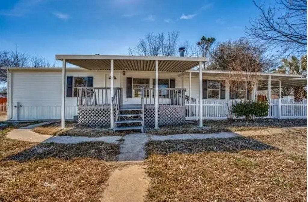 154 Dixon Street, Mesquite