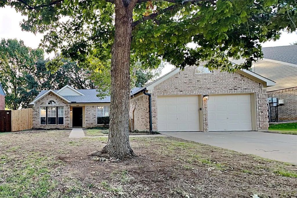 2302 Cortland Circle, Rowlett
