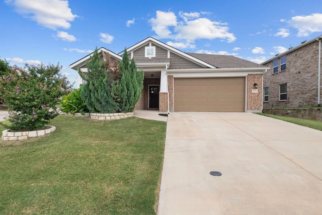 8418 Trickham Bend, Fort Worth