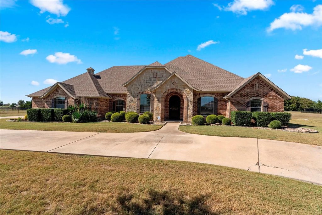 22 Windsor Drive, McLendon Chisholm