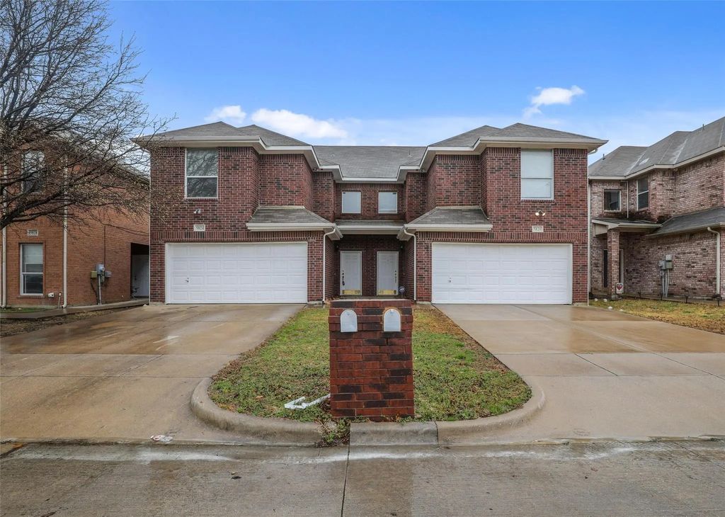 5820 Blackmon Court 5824, Fort Worth