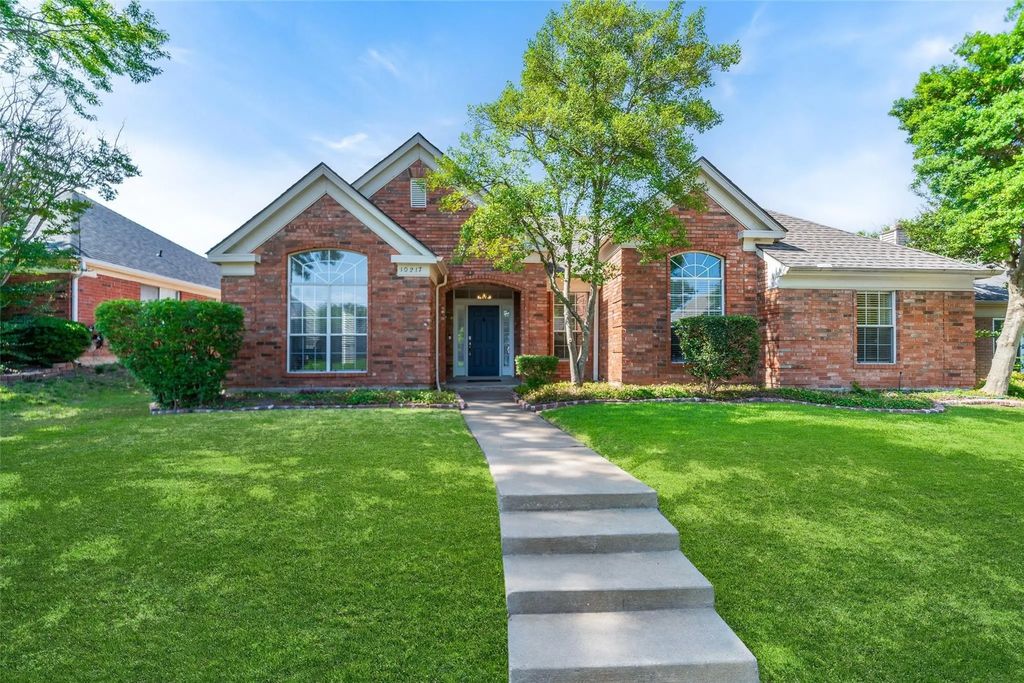 10217 Napa Valley Drive, Frisco