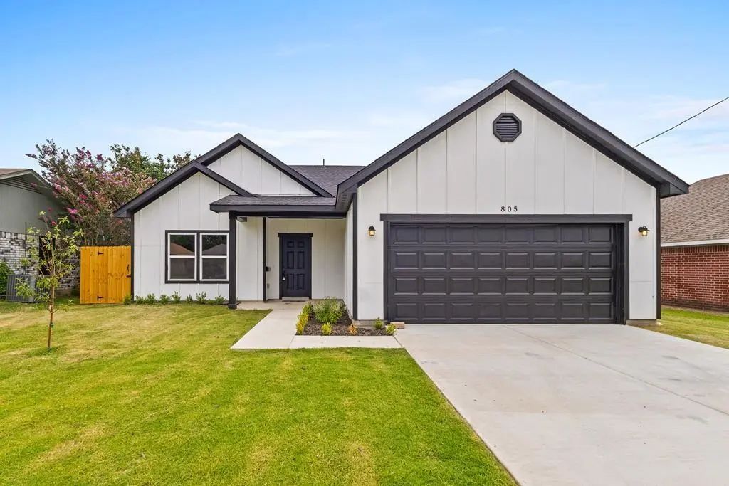 805 Melody Circle, Kaufman