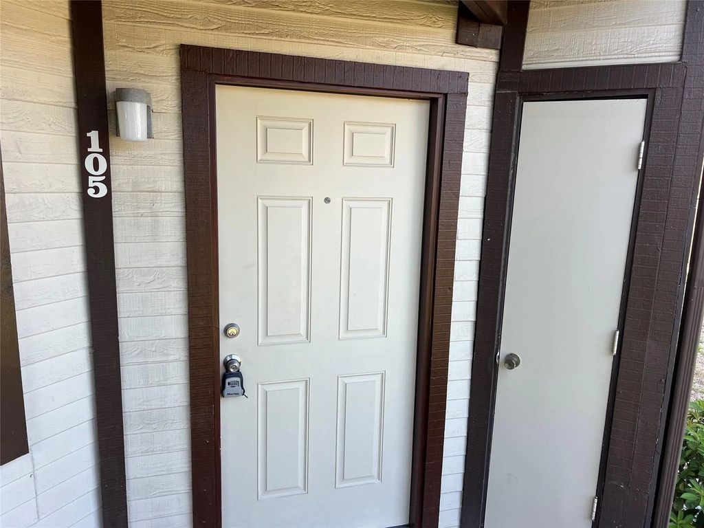 105 Henry M Chandler Drive 105, Rockwall