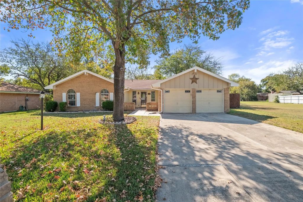 3300 Jamestown Drive, Forest Hill