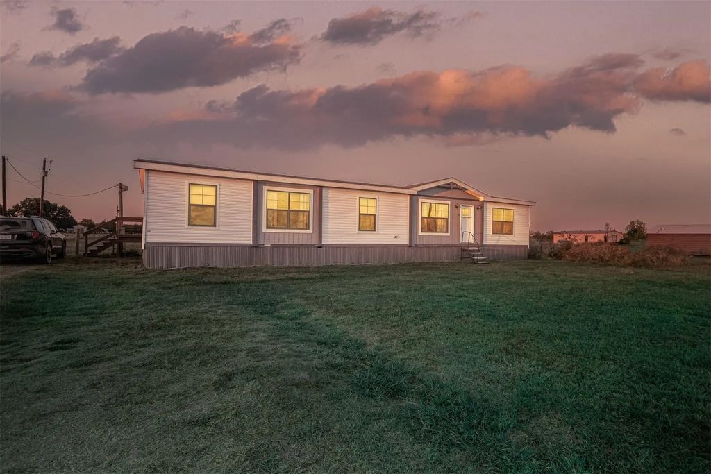 272 Vz County Road 3831, Wills Point