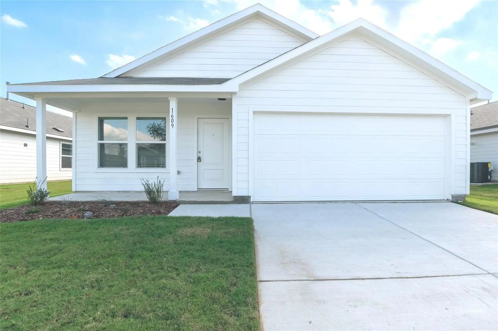 1609 Parliar Street, McKinney