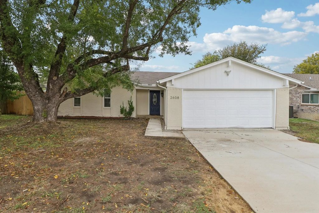 2608 Shenandoah Drive, Arlington