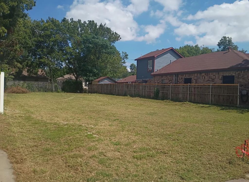 502 S Glasgow Drive, Dallas