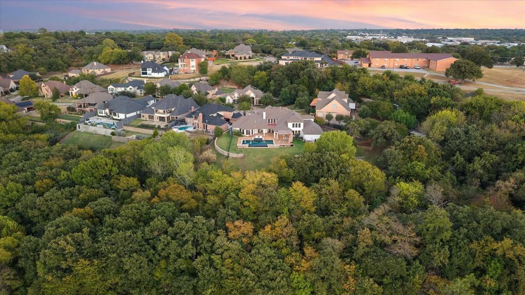 602 Rainbow Creek Court, Arlington